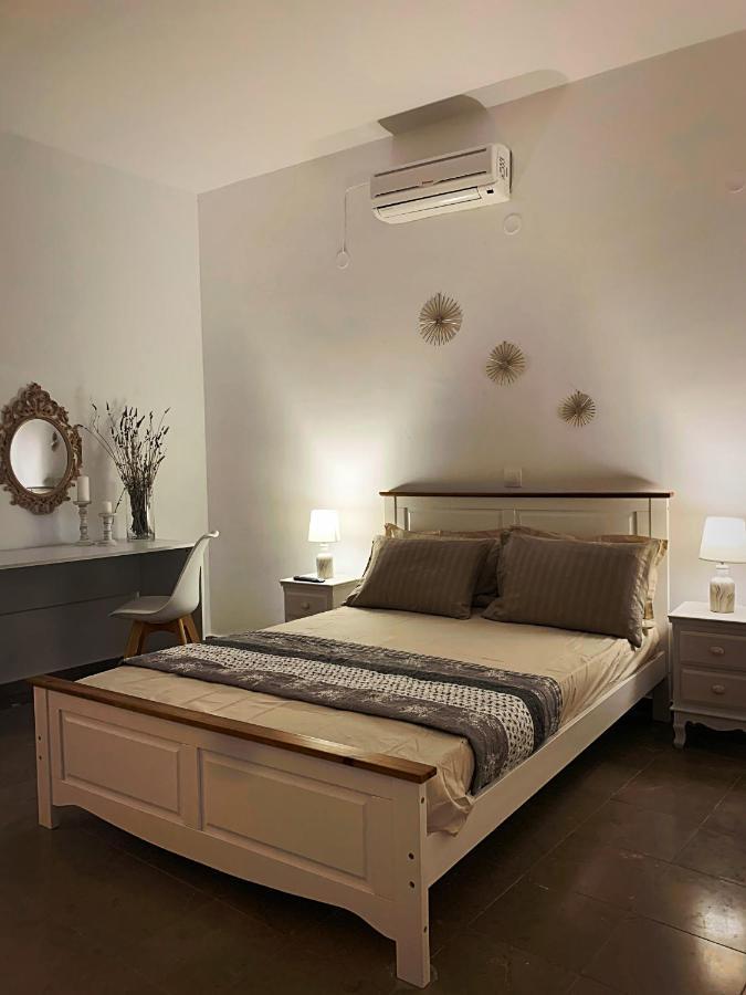 Μaria'S Flats Villa Tolón Exteriör bild